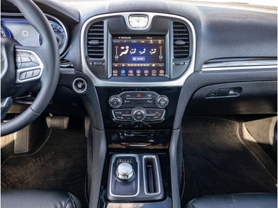 2023 Chrysler 300 Touring L