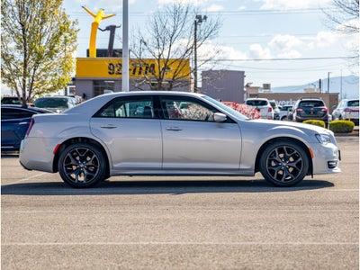 2023 Chrysler 300 Touring L