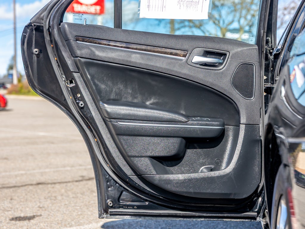 2017 Chrysler 300C Base