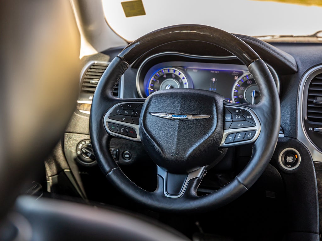 2017 Chrysler 300C Base