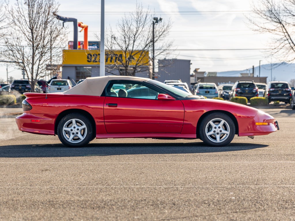 1995 Pontiac Firebird Base