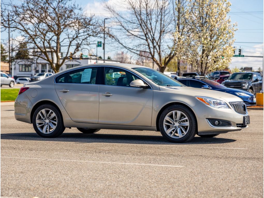 2016 Buick Regal Premium 1