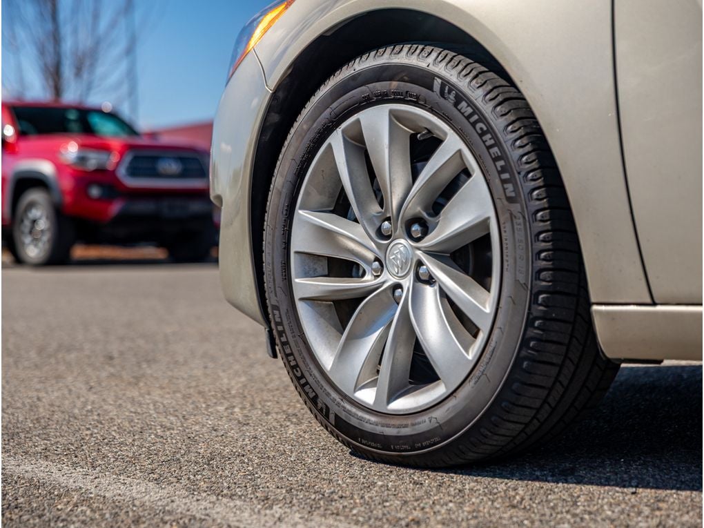 2016 Buick Regal Premium 1