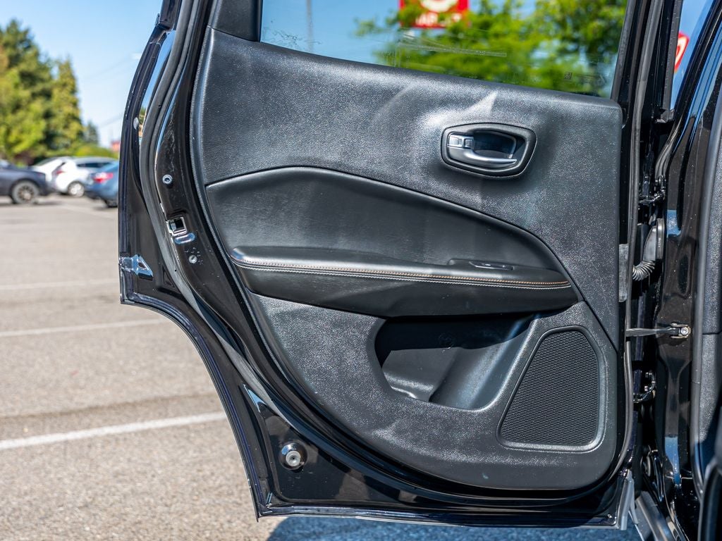 2019 Jeep Compass Base