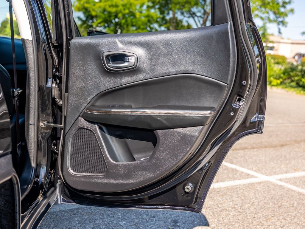 2019 Jeep Compass Base