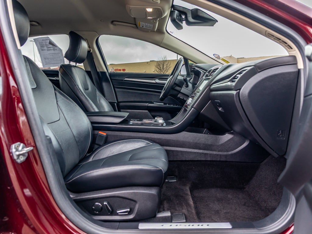 2017 Ford Fusion Energi Base