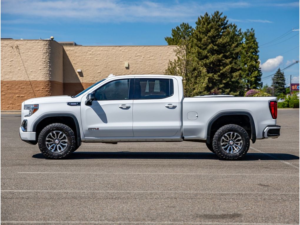 2021 GMC Sierra AT4