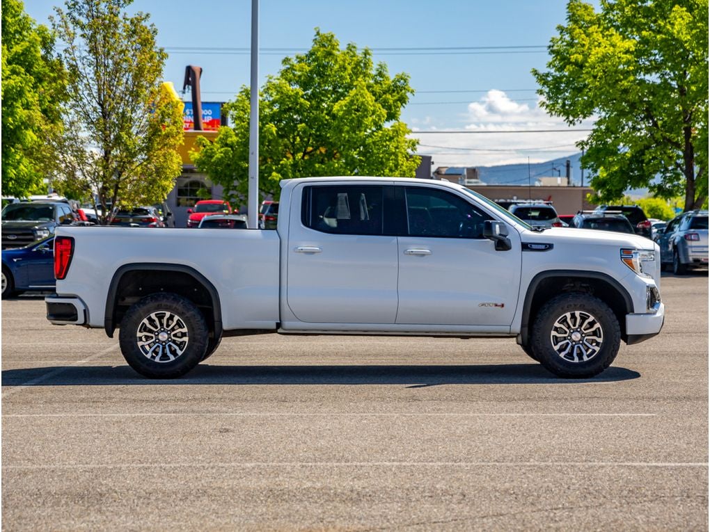 2021 GMC Sierra AT4