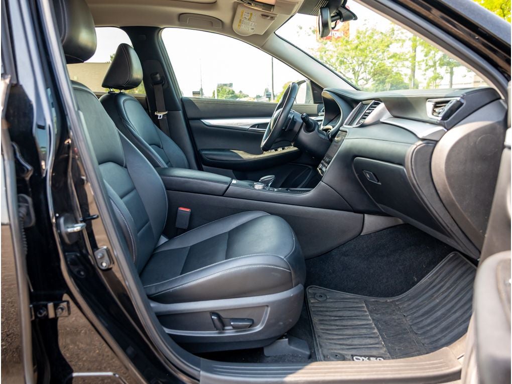 2020 INFINITI QX50 Base