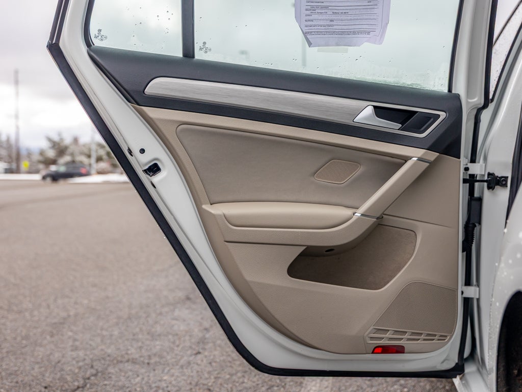 2016 Volkswagen Golf SportWagen SportWagen TSI S