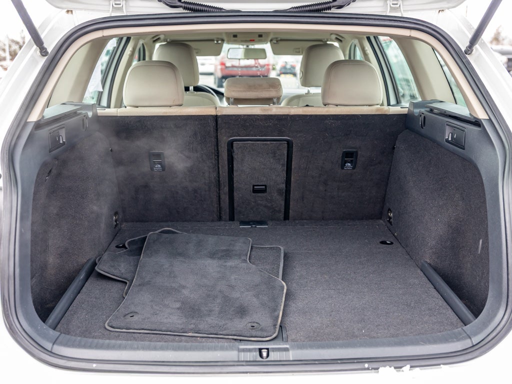 2016 Volkswagen Golf SportWagen SportWagen TSI S