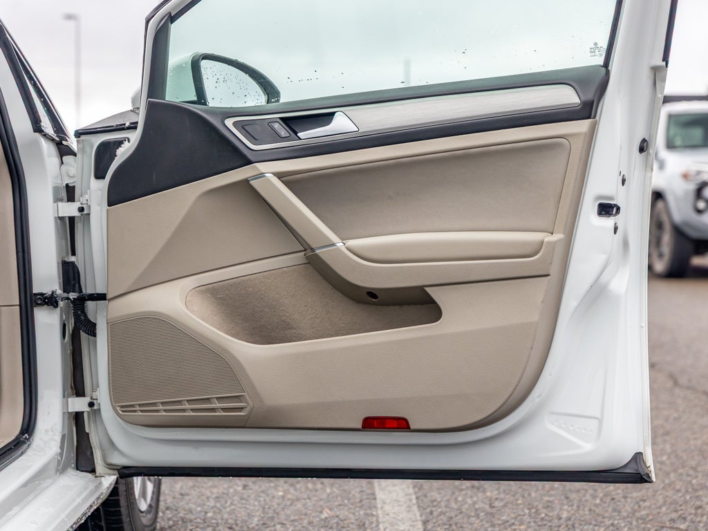 2016 Volkswagen Golf SportWagen SportWagen TSI S