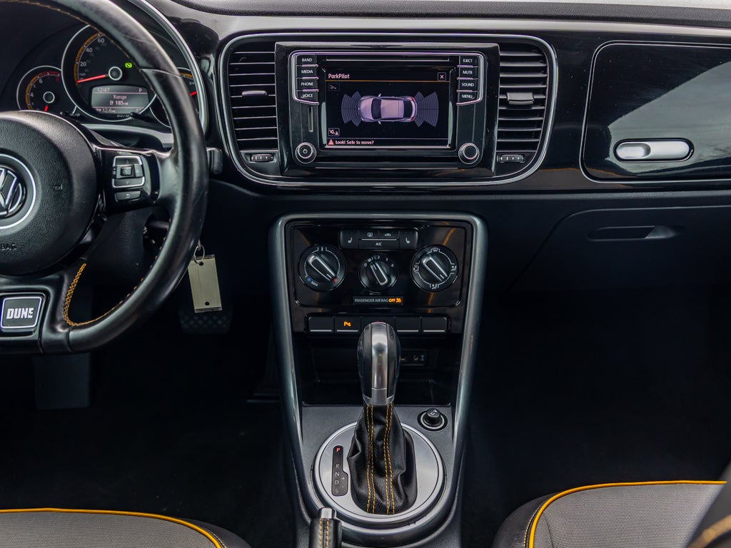 2017 Volkswagen Beetle 1.8T Dune