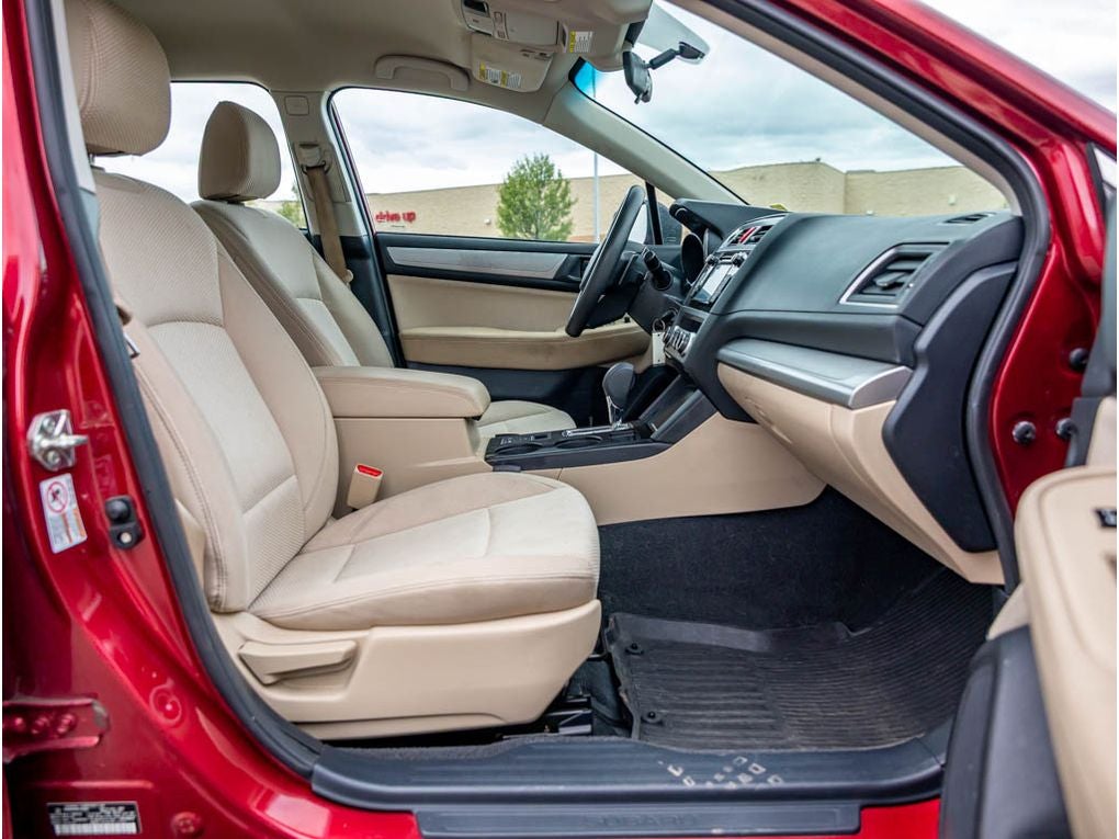 2019 Subaru Outback Base