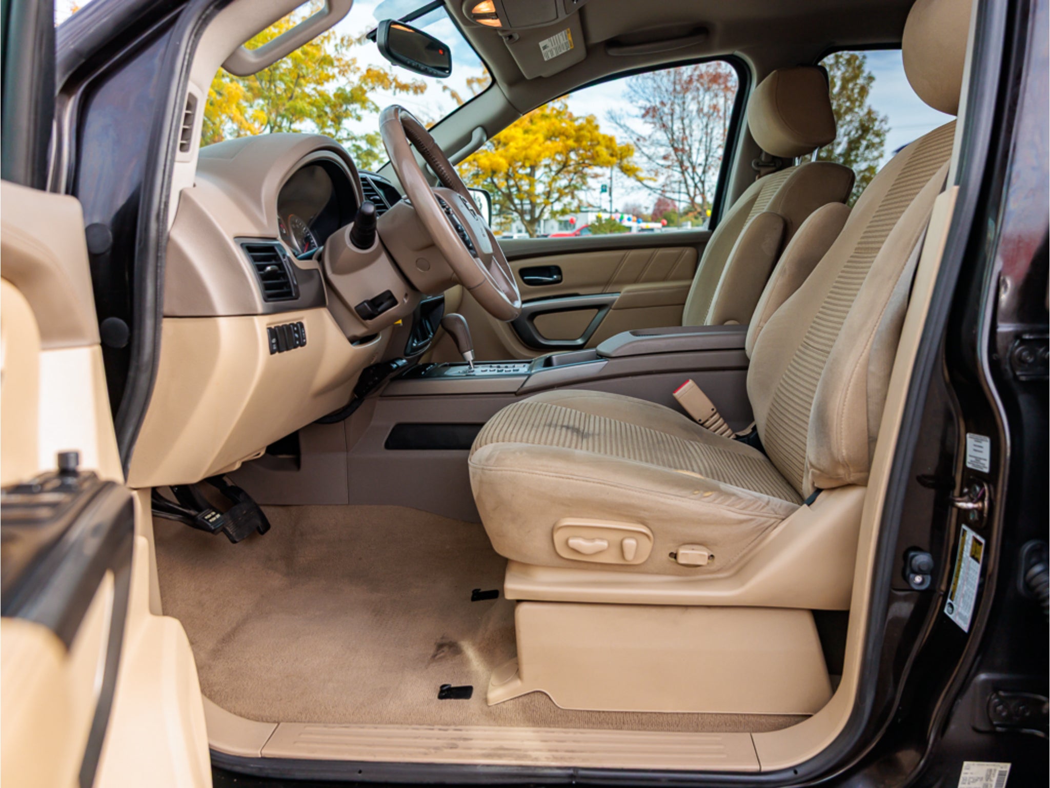 2015 Nissan Armada Base
