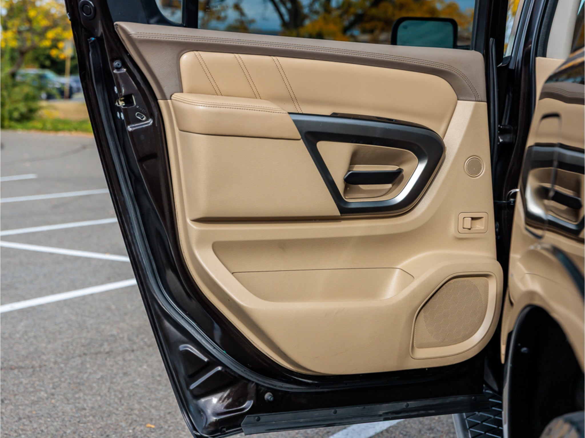 2015 Nissan Armada Base