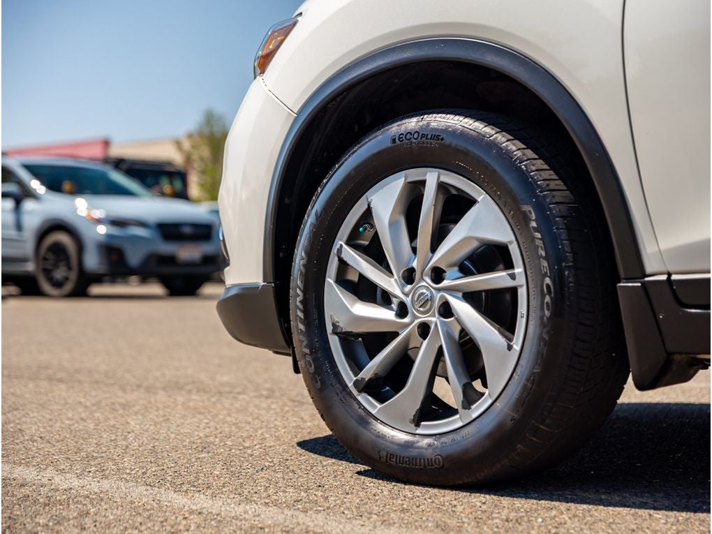 2015 Nissan Rogue Base