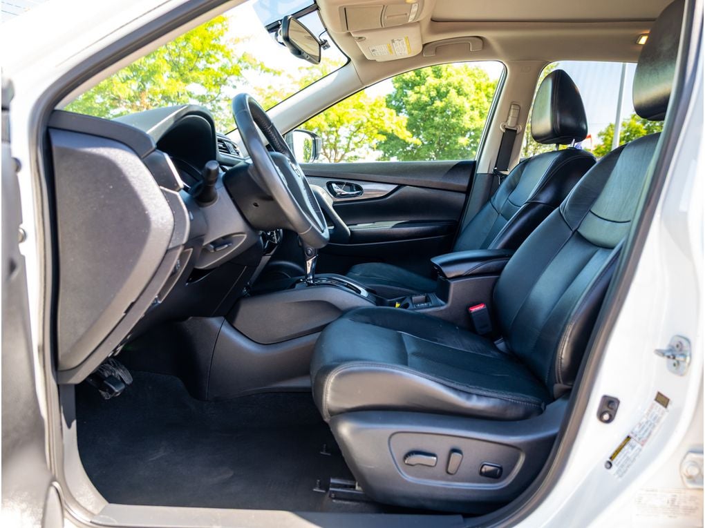 2015 Nissan Rogue Base