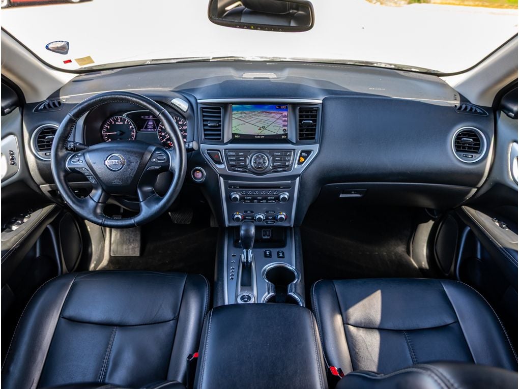 2019 Nissan Pathfinder Base