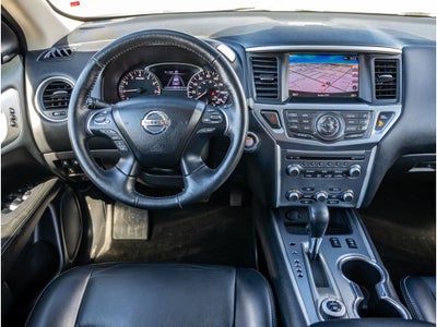 2019 Nissan Pathfinder Base