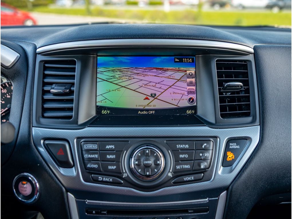 2019 Nissan Pathfinder Base