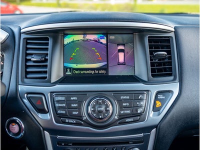 2019 Nissan Pathfinder Base