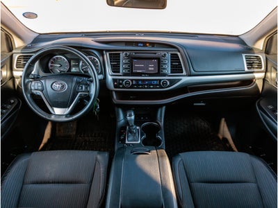 2015 Toyota Highlander LE