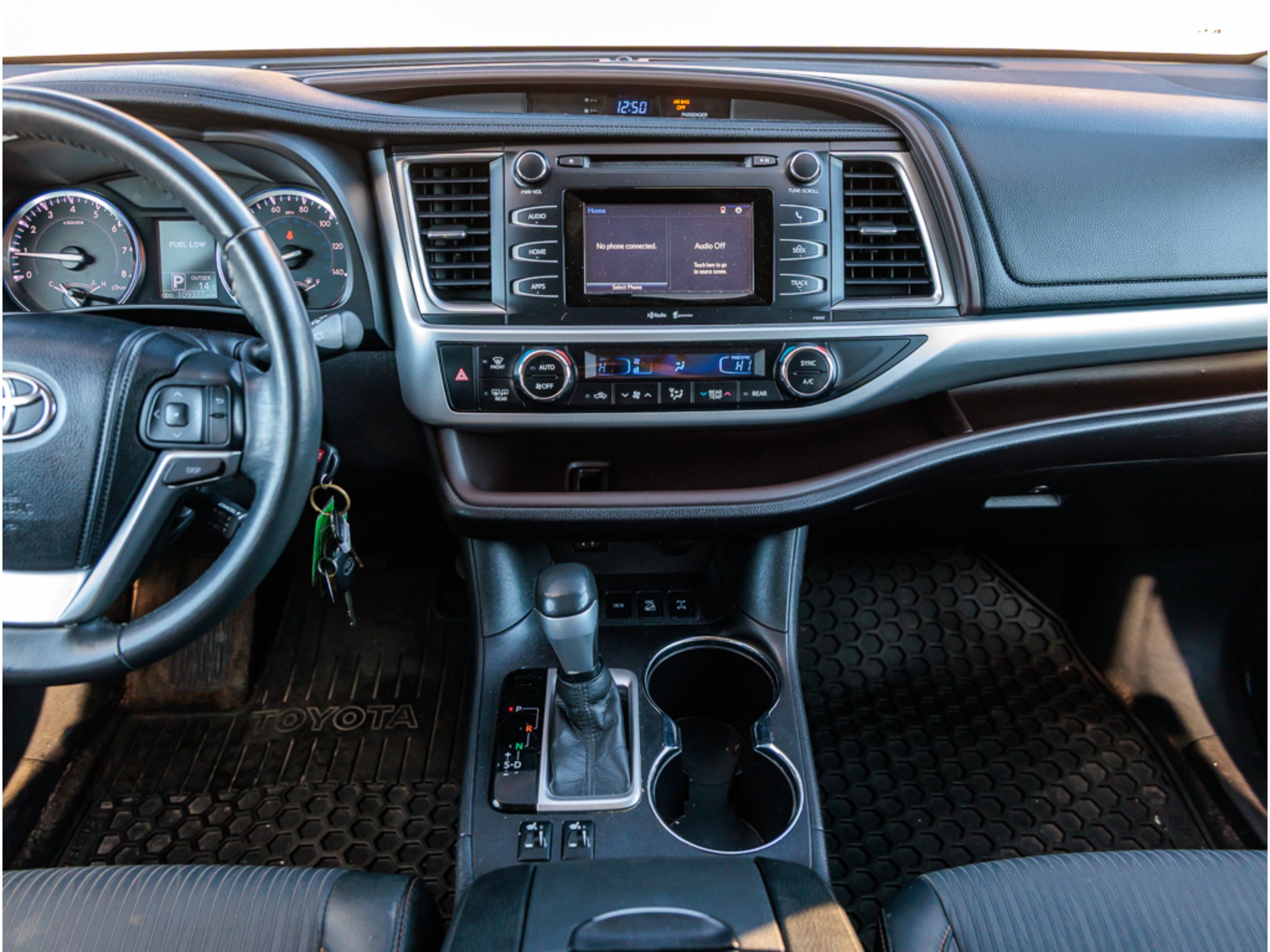 2015 Toyota Highlander LE