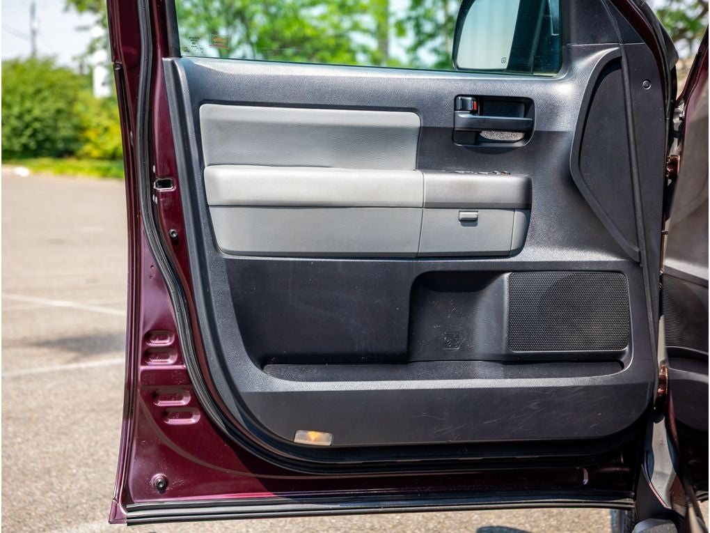 2016 Toyota Sequoia SR5