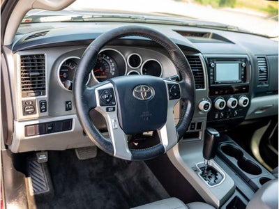 2016 Toyota Sequoia SR5