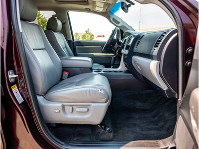 2016 Toyota Sequoia SR5
