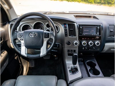 2016 Toyota Sequoia SR5