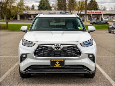 2022 Toyota Highlander XLE