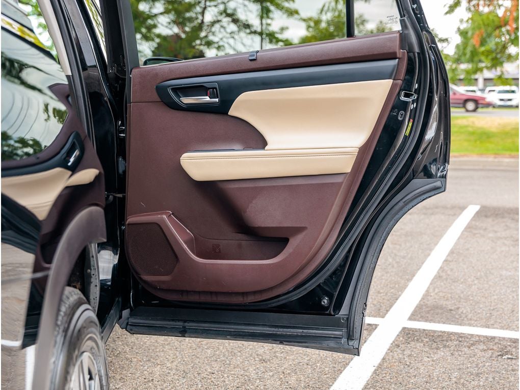 2021 Toyota Highlander XLE Nav