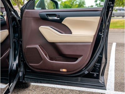 2021 Toyota Highlander XLE Nav