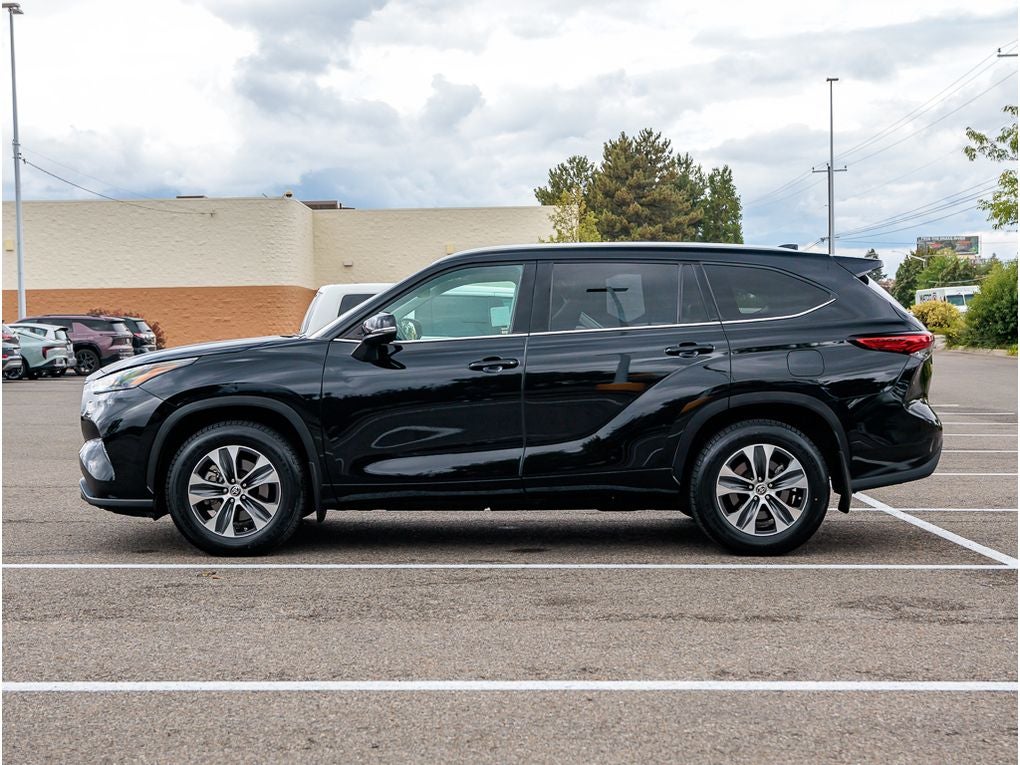 2021 Toyota Highlander XLE Nav