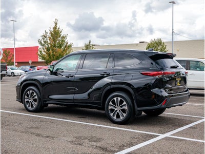 2021 Toyota Highlander XLE Nav