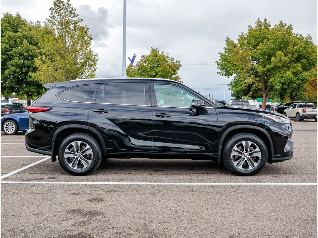 2021 Toyota Highlander XLE Nav