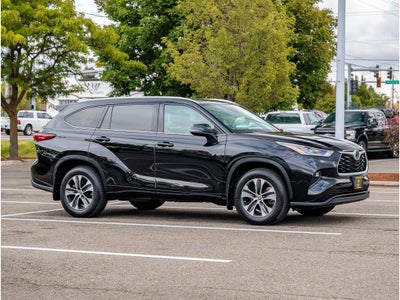 2021 Toyota Highlander XLE Nav