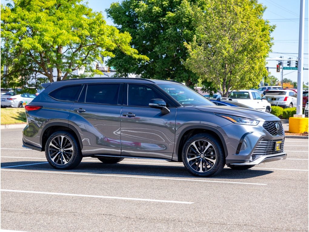 2021 Toyota Highlander XSE