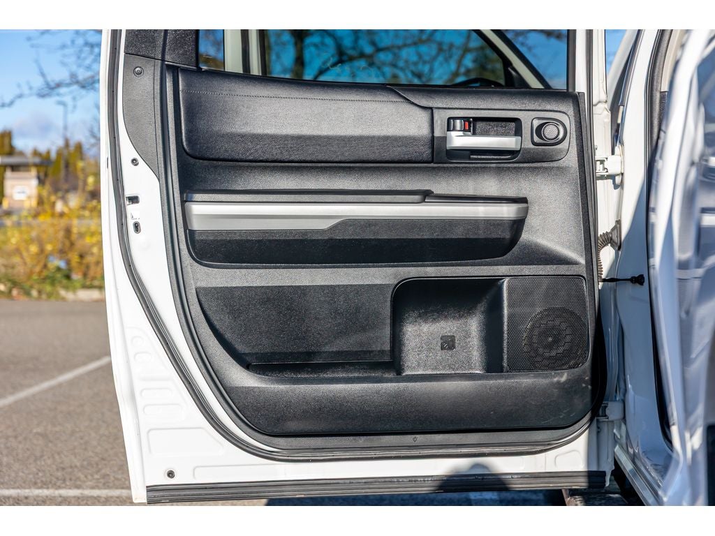 2018 Toyota Tundra Base