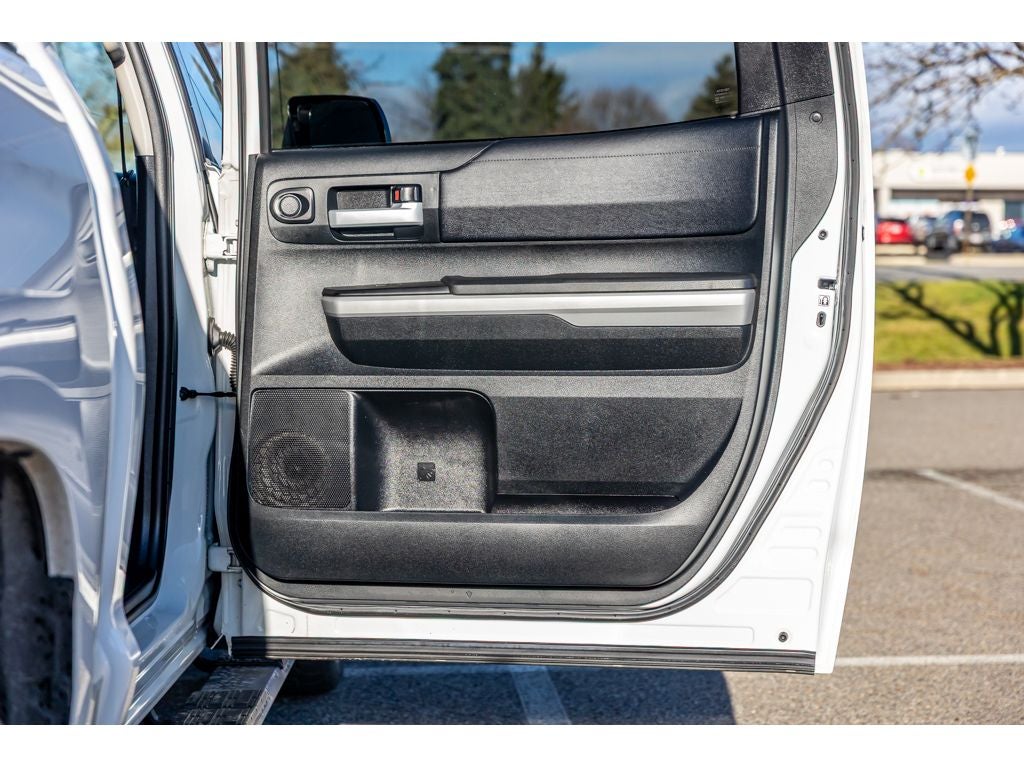 2018 Toyota Tundra Base