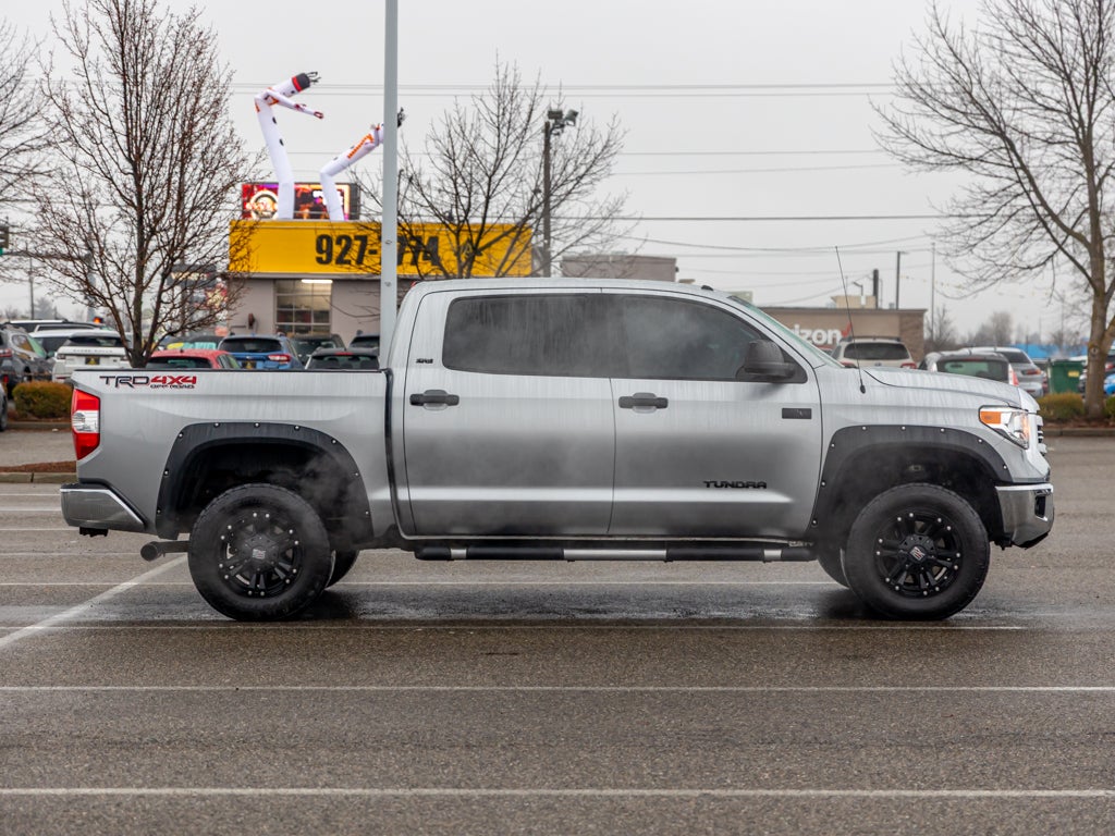 2016 Toyota Tundra Base
