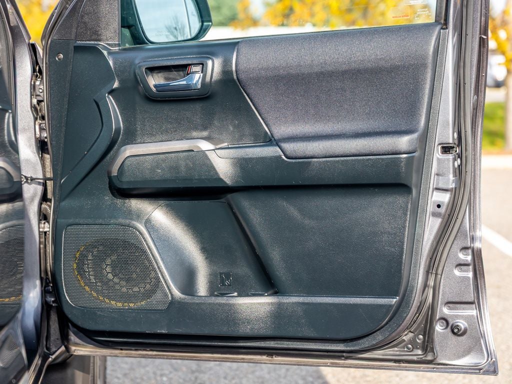 2017 Toyota Tacoma Base