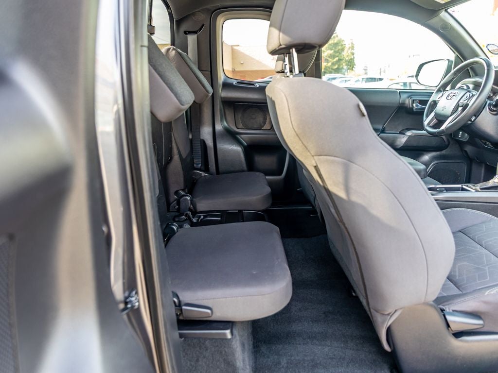 2017 Toyota Tacoma Base