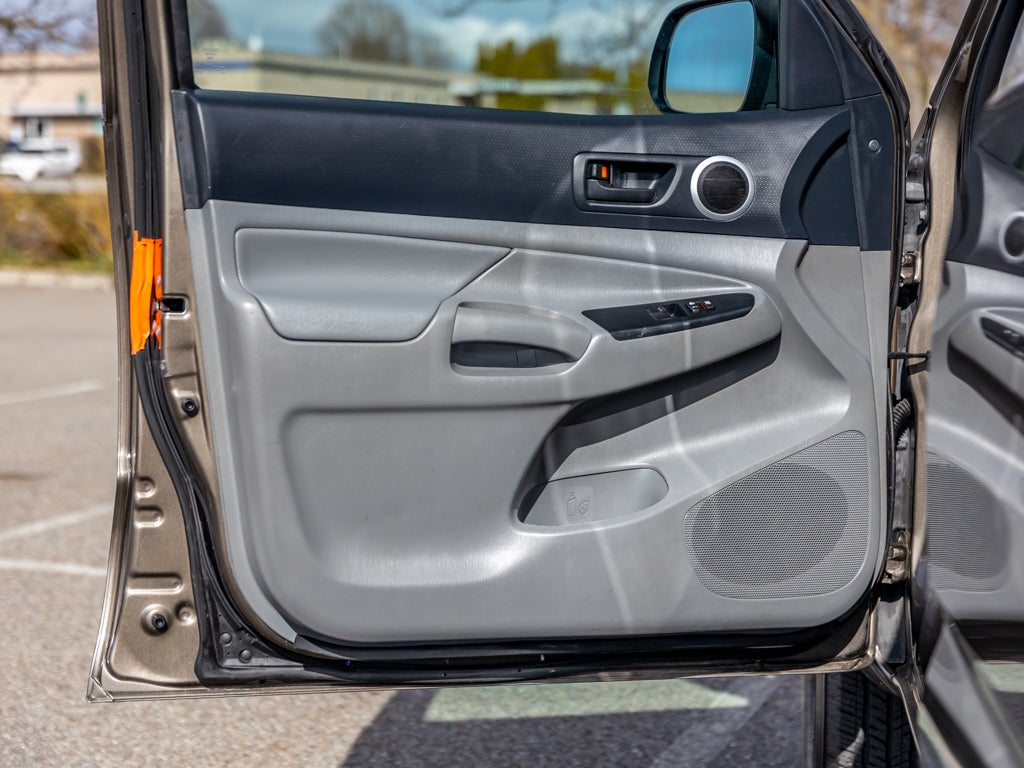 2014 Toyota Tacoma Base