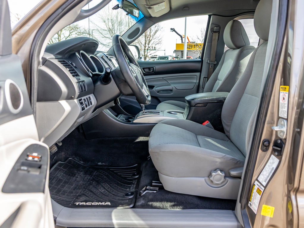 2014 Toyota Tacoma Base