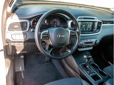 2019 Kia Sorento Base