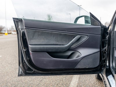 2019 Tesla Model 3 Base