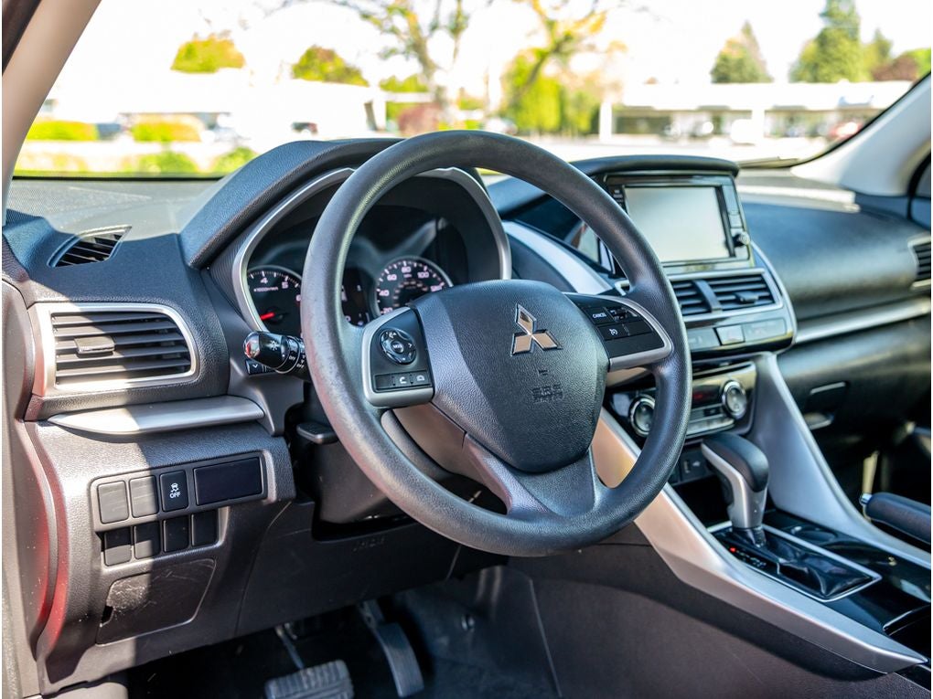 2020 Mitsubishi Eclipse Cross ES